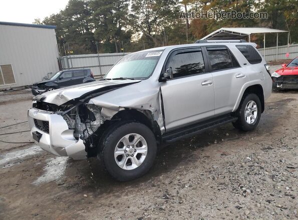 JTEMU5JR0M5907237 2021 TOYOTA 4RUNNER Серебряный Передняя левая четверть