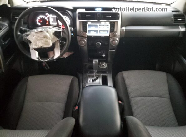 JTEMU5JR0M5907237 2021 TOYOTA 4RUNNER Серебряный Вид панели приборов
