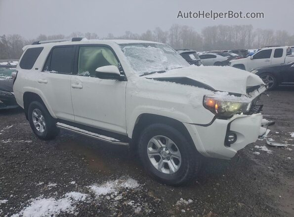 JTEMU5JR6M5960430 2021 TOYOTA 4RUNNER White Przód prawy