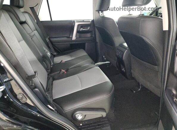 JTENU5JR7M5866237 2021 TOYOTA 4RUNNER Black უკანა სალონის ხედი
