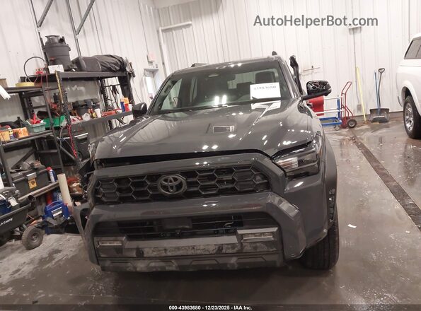 JTEVB5BR2S5018865 2025 TOYOTA 4RUNNER Серый Вид щитка приборов