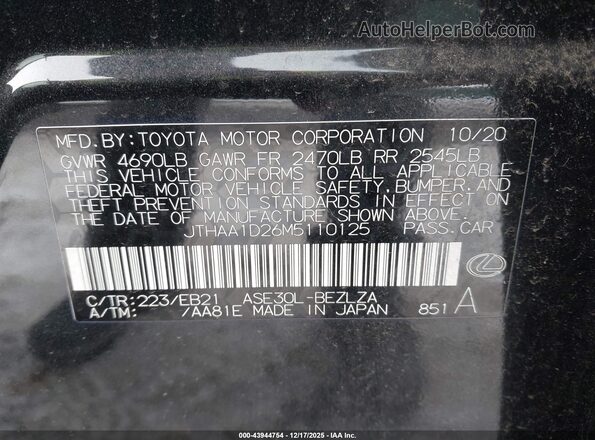 JTHAA1D26M5110125 2021 LEXUS IS 300 Black Widok komory silnika