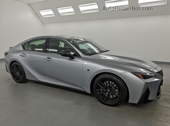 JTHAP1D25R5005601 2024 LEXUS IS Серый Передняя правая четверть
