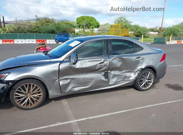 JTHBA1D20H5060297 2017 LEXUS IS 200T Серый Вид спереди