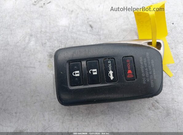 JTHBA1D21G5021829 2016 LEXUS IS 200T Коричневый Вид панели приборов