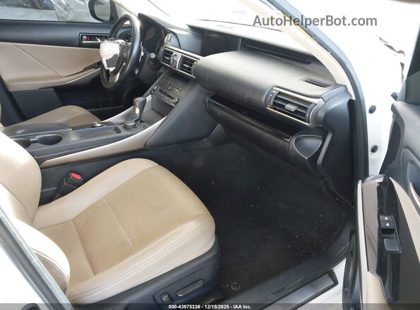 JTHBA1D22K5088772 2019 LEXUS IS 300 White Вид салону спереду