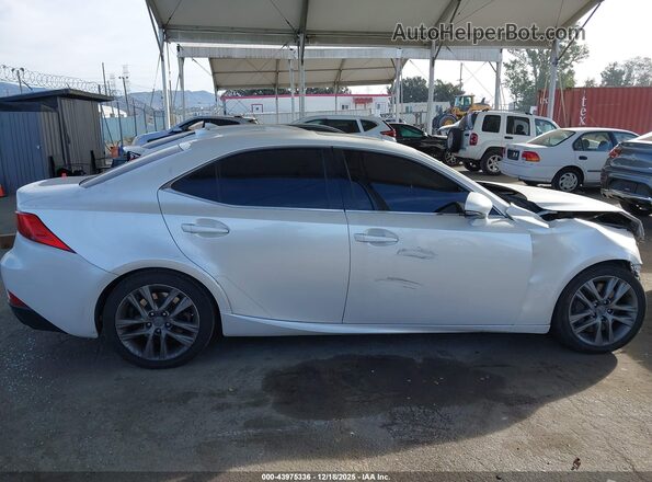 JTHBA1D22K5088772 2019 LEXUS IS 300 White Вид задньої частини салону