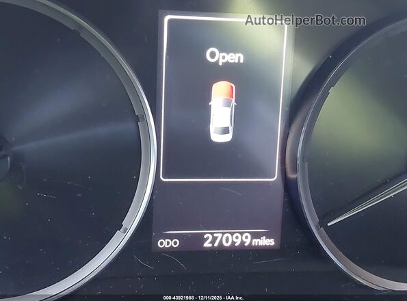 JTHBA1D27K5100799 2019 LEXUS IS 300 Black 360 interior view