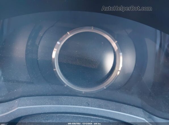 JTHBA1D29H5050125 2017 LEXUS IS 200T Серебряный 