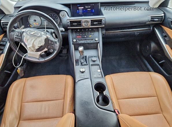 JTHBA1D29J5080246 2018 LEXUS IS Серебряный Вид панели приборов