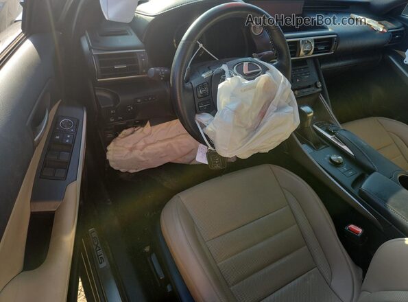 JTHBA1D29K5088395 2019 LEXUS IS Gray Vista del salpicadero