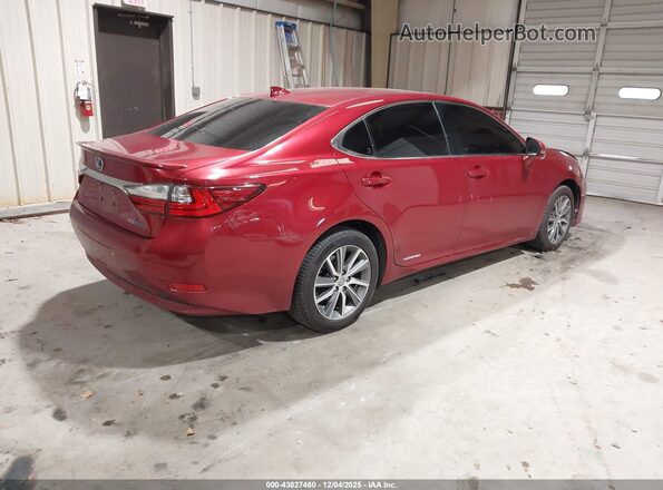 JTHBW1GG6G2113609 2016 LEXUS ES 300H Красный Задняя правая четверть