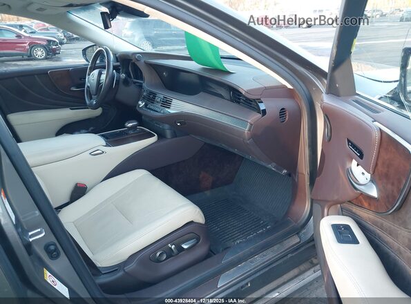 JTHC51FF2K5005446 2019 LEXUS LS 500 Серый Вид салона спереди