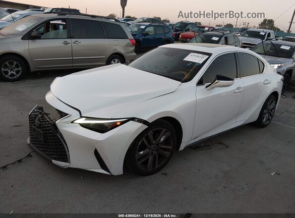 JTHC81F28M5046705 2021 LEXUS IS 300 White Vista tres cuartos delantera izquierda