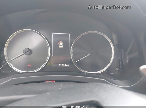 JTHCA1D21M5117413 2021 LEXUS IS 300 White Widok tylnych siedzeń