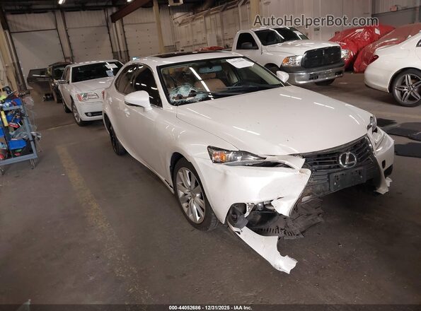 JTHCM1D20G5002717 2016 LEXUS IS 300 Белый Передняя правая четверть