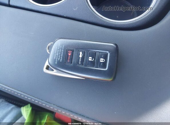 JTHCM1D27H5015367 2017 LEXUS IS 300 Красный Вид панели приборов