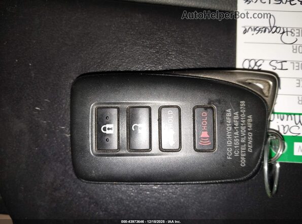 JTHCM1D2XH5021082 2017 LEXUS IS 300 White Vista del salpicadero
