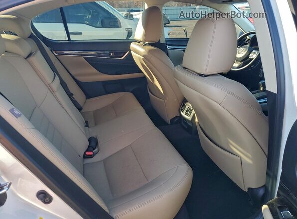JTHCZ1BL4JA007592 2018 LEXUS GS Белый Вид задних сидений