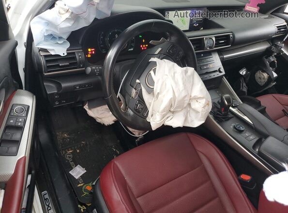 JTHCZ1D24J5016113 2018 LEXUS IS White Առջևի վահանակի տեսք