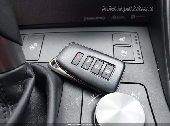 JTHDA1D26P5128559 2023 LEXUS IS 300 Серебряный Вид панели приборов