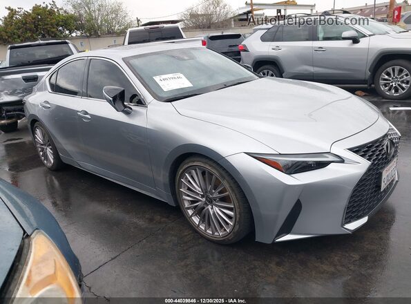 JTHDA1D26P5128559 2023 LEXUS IS 300 Серебряный Передняя правая четверть