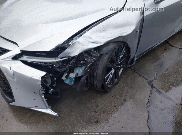 JTHGZ1B22R5074155 2024 LEXUS IS 350 Серебряный Вид спереди