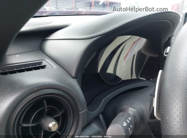 JTHGZ1B29S5086535 2025 LEXUS IS 350 Red Widok tylnych siedzeń