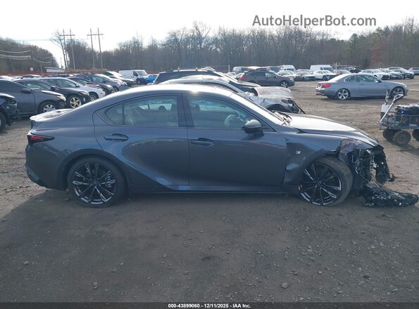 JTHGZ1E27S5040102 2025 LEXUS IS 350 Серый Вид задней части салона