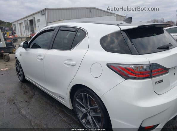 JTHKD5BH2G2256070 2016 LEXUS CT 200H Белый Вид задней части салона