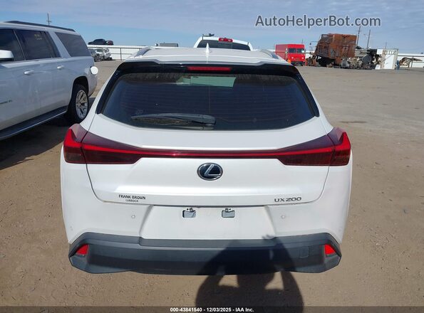 JTHP3JBH8N2047429 2022 LEXUS UX 200 White 