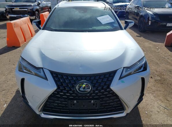 JTHP3JBH8N2047429 2022 LEXUS UX 200 White ხელსაწყოთა პანელის ხედი