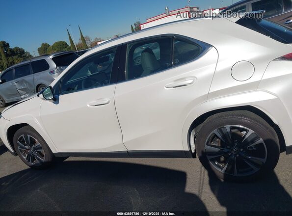JTHP6JBH7R2192331 2024 LEXUS UX 250H White Панорамний вид салону 360°