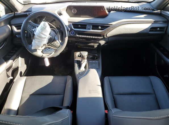 JTHP9JBH2N2055119 2022 LEXUS UX White Vista del salpicadero