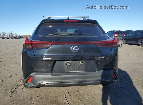 JTHU9JBH4K2008026 2019 LEXUS UX Черный Вид сзади