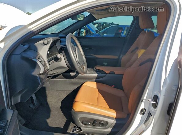 JTHX3JBH0N2047232 2022 LEXUS UX White Սալոնի դիմացի տեսք