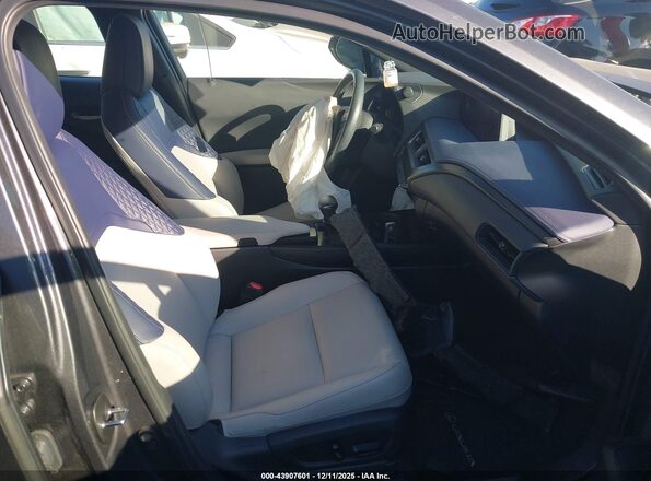 JTHX3JBH0N2049305 2022 LEXUS UX 200 Gray Вид салону спереду