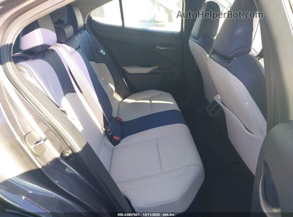JTHX3JBH0N2049305 2022 LEXUS UX 200 Gray Вид наклейки з VIN-кодом