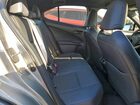 2022 Lexus Ux 200 Base Silver vin: JTHX3JBH4N2054930