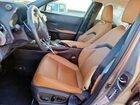 2022 Lexus Ux 200 Base Silver vin: JTHX3JBH8N2049505