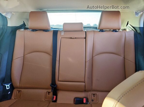 JTHX3JBH8N2049505 2022 LEXUS UX Silver Vista de los asientos traseros