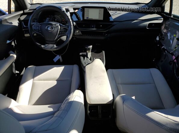 JTHX6JBH9R2193769 2024 LEXUS UX Серебряный Вид панели приборов