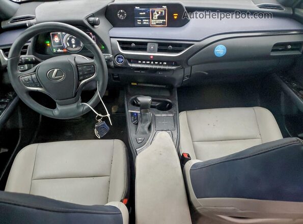 JTHX9JBH8N2056825 2022 LEXUS UX Серебряный Вид щитка приборов