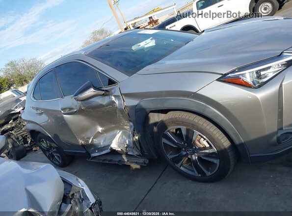 JTHY3JBH3K2013818 2019 LEXUS UX 200 Gray Vista interior trasera