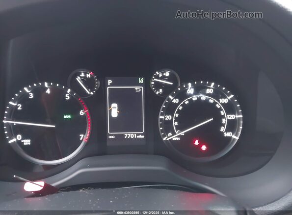 JTJAM7BX4P5377419 2023 LEXUS GX 460 Gray Widok tylnych siedzeń