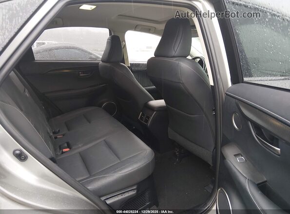 JTJBARBZ1J2161921 2018 LEXUS NX 300 Silver Widok naklejki z numerem VIN