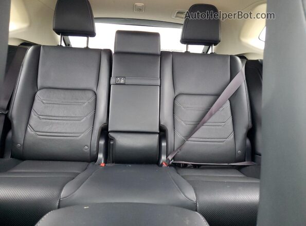 JTJBARBZ9G2056441 2016 LEXUS NX Серебряный Вид задних сидений
