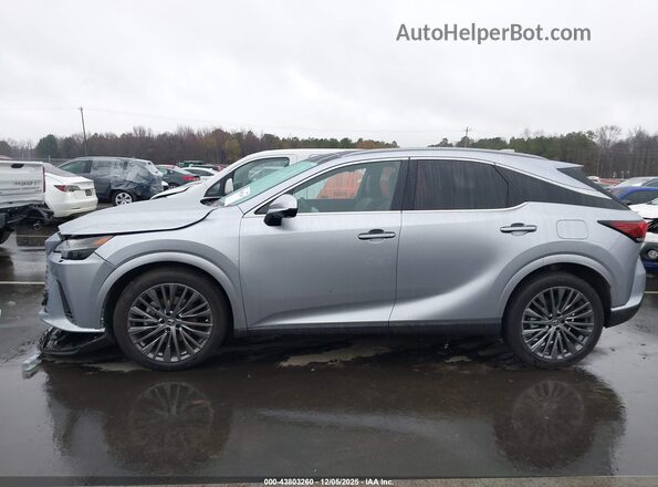 JTJCJMGA0R2015144 2024 LEXUS RX 450H+ Silver Vista interior de 360 grados
