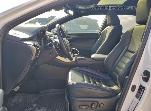 JTJSARBZ3M2197498 2021 LEXUS NX White Widok wnętrza z przodu