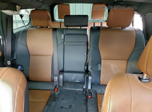 JTJTBCDX7R5027080 2024 LEXUS GX Серебряный Вид задних сидений